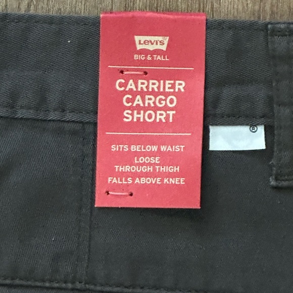NWT Levi's Carrier Cargo Shorts W44 - Picture 5 of 6